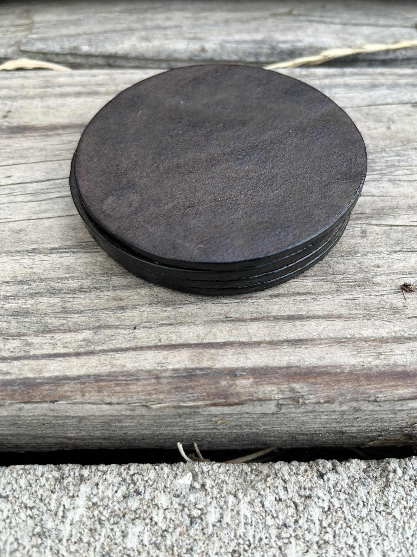 LEATHER COASTER SET | BASIC