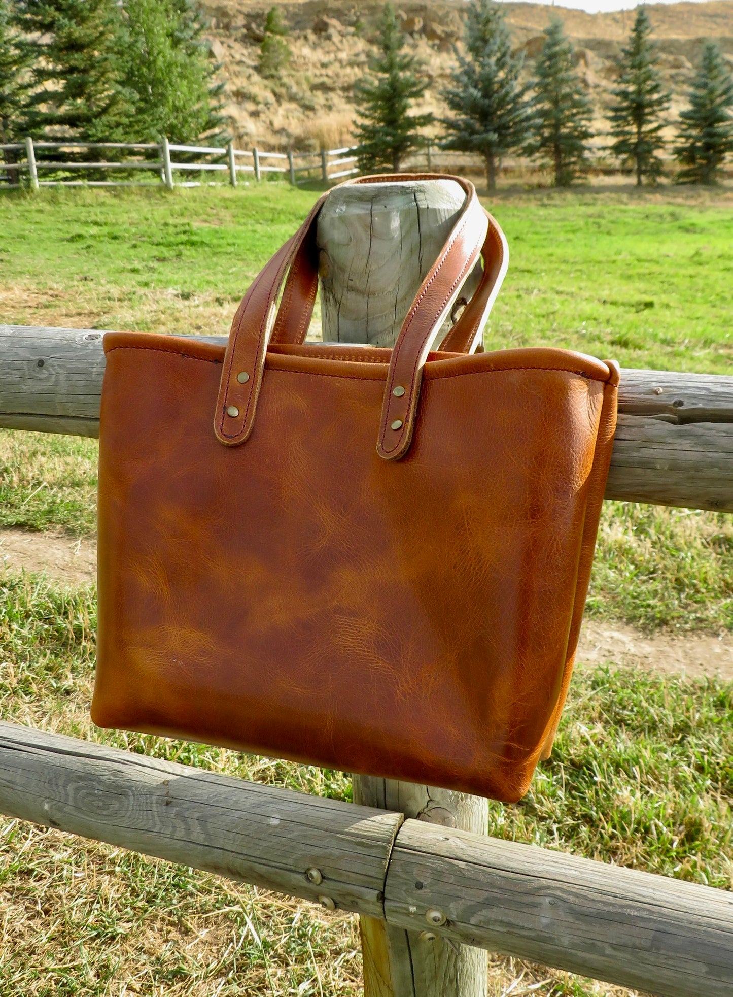 LIGHT BROWN | LEATHER TOTE BAG - LARGE