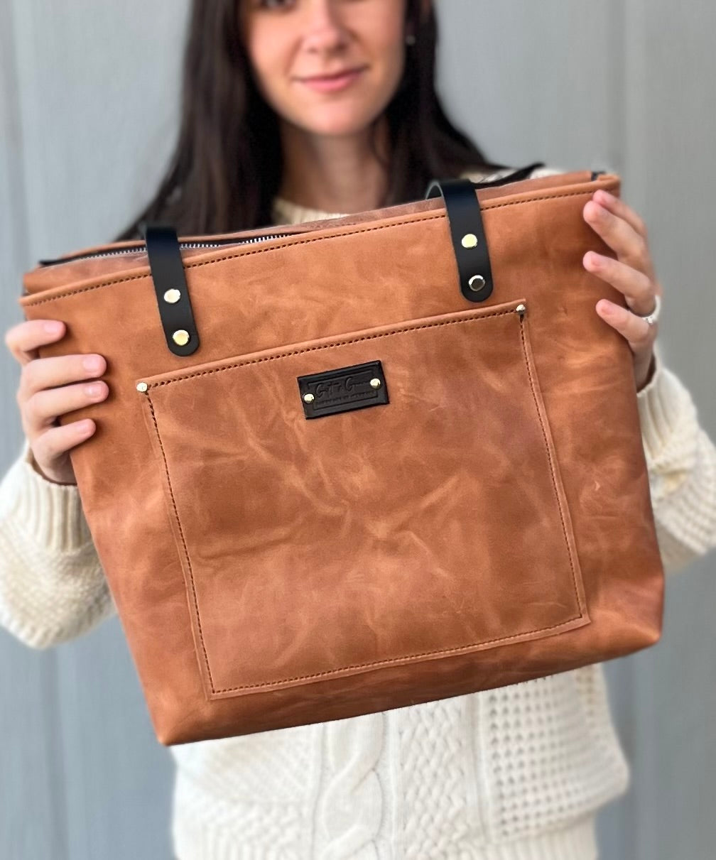 THE LEGACY BAG | LEATHER ZIPPER TOTE