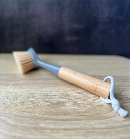 DISH SOAP SCRUB BRUSH - LONG